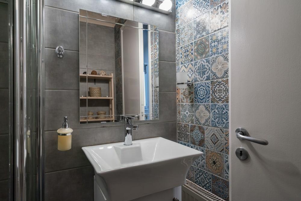 Vintage Apartment In The Heart Of Plaka Athènes Extérieur photo